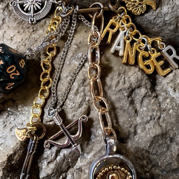 DND Dungeons and Dragons Ranger Themed Bag Charm Great gift for player UNISEX - Picture 6 of 17